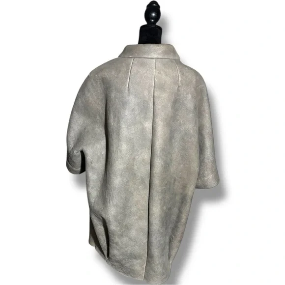 Hache Vintage Genuine Italian Leather Elegant Cream Women's Cape Coat - Picture 5 of 16